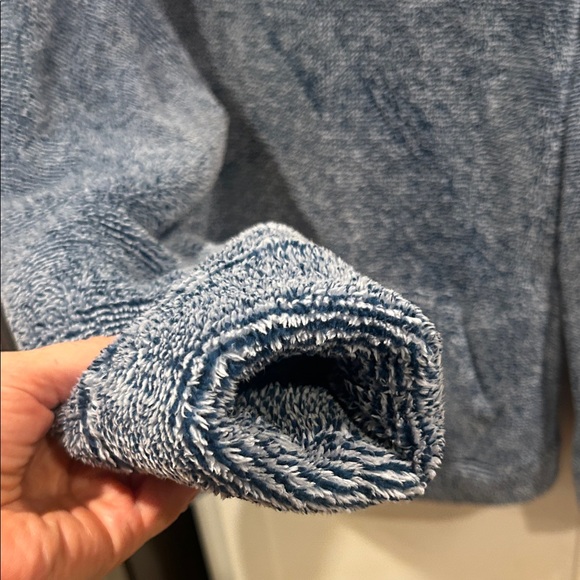 The North Face Textured Gray Hoodie - Picture 6 of 16